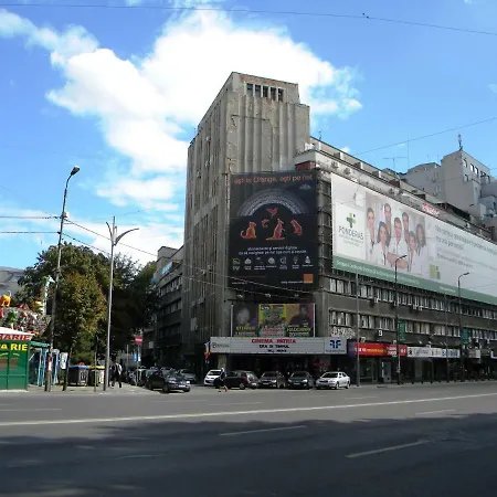Magheru Boulevard Studio Apartment *